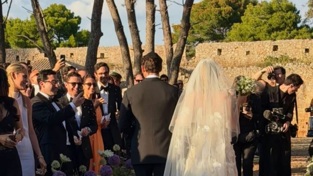 Ο γάμος της Αμαλίας Κωστοπούλου