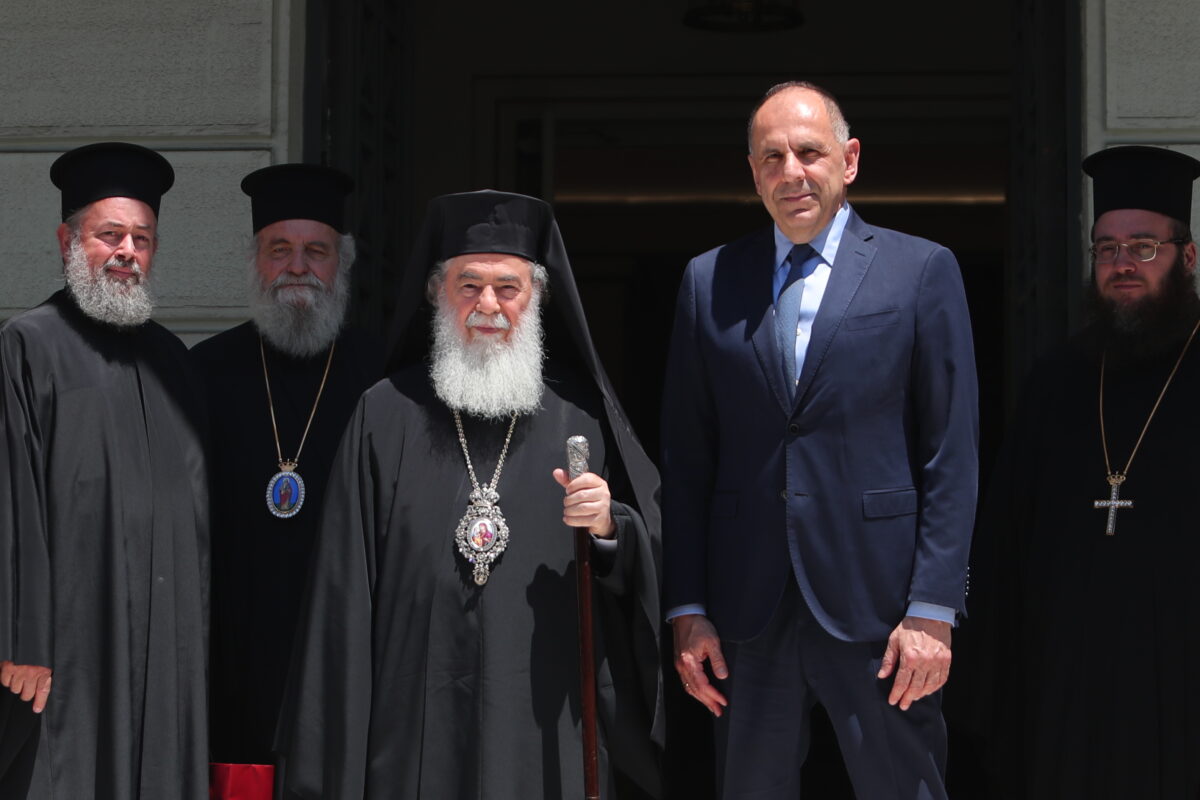 Γεραπετρίτης προς Πατριάρχη Θεόφιλο: «Τα δικαιώματα του Πατρ