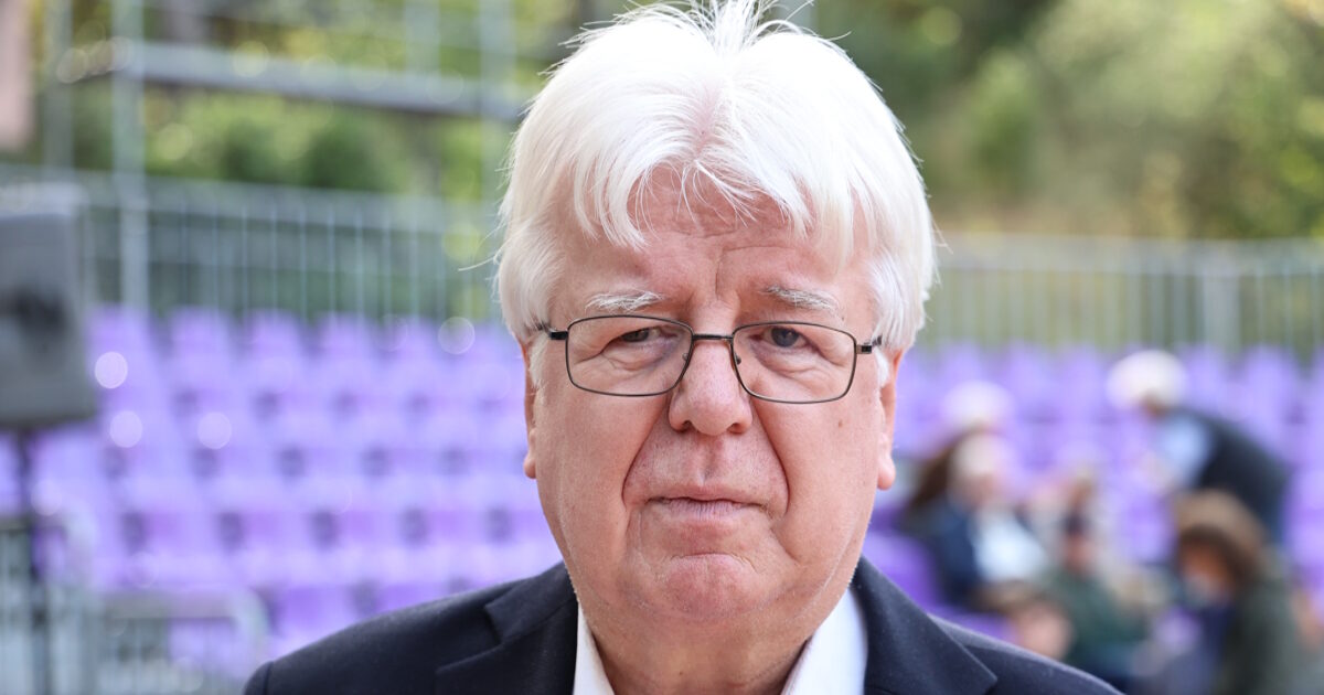 Ο Σιακαντάρης «κατέβασε» το ποστάρισμα που καλωσόριζε τον Φάμελλο στην ΕΛΑΣ του Τσίπρα