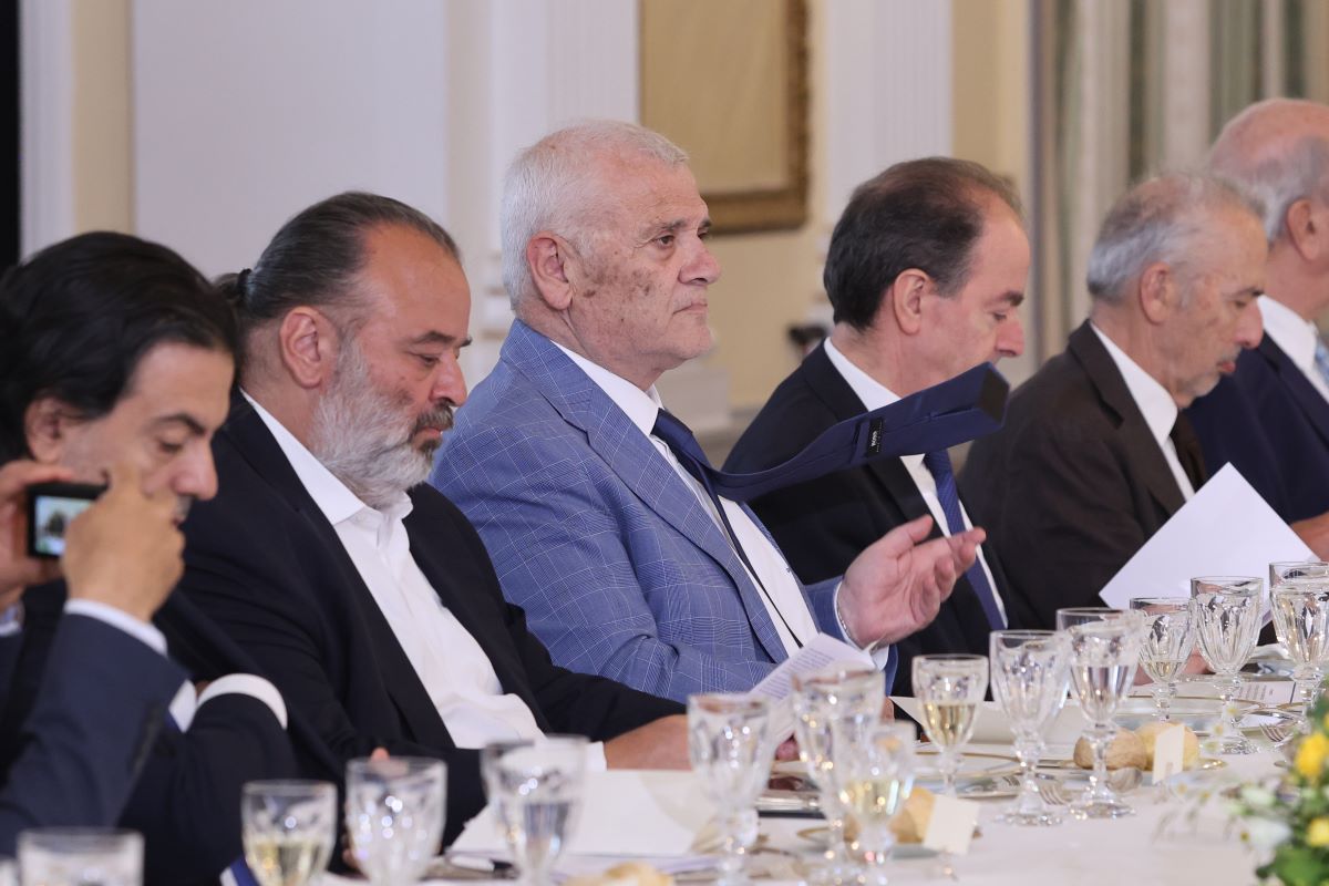 Γεύμα στο Προεδρικό προς τιμήν του προέδρου του Παναμά
