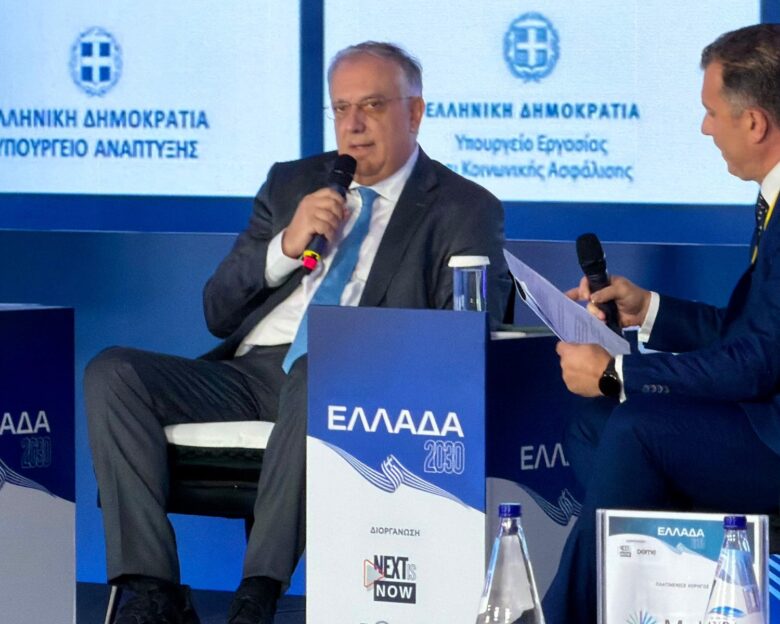 Θεοδωρικάκος: Στόχος οι επενδύσεις να ξεπεράσουν το 21% του ΑΕΠ – Τι είπε για τουρισμό και ναυτιλία