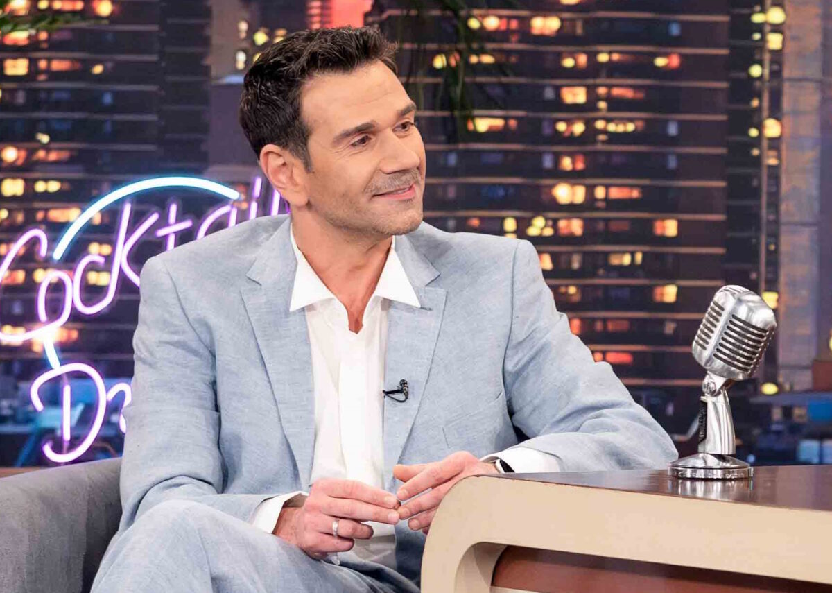 Ο Τάσος Ιορδανίδης κατά τη διάρκεια της συνέντευξης