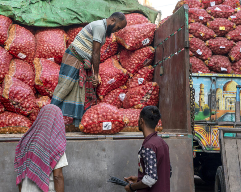 Khatungonj is the largest and most historic wholesale trading hub in Bangladesh. Located in the port city of Chattogram, it is often referred to as the "Wall Street of the East" due to its massive influence on the national economy and the sheer volume of daily transactions.
