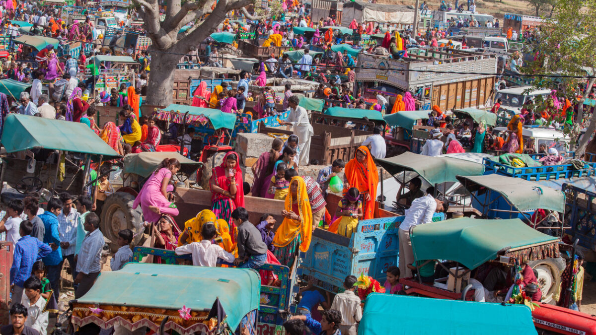 Jaipur, Rajasthan, India – March 24, 2014 : People specially villagers arrives at Chaksu Fair in Jaipur by various means of transporatation,