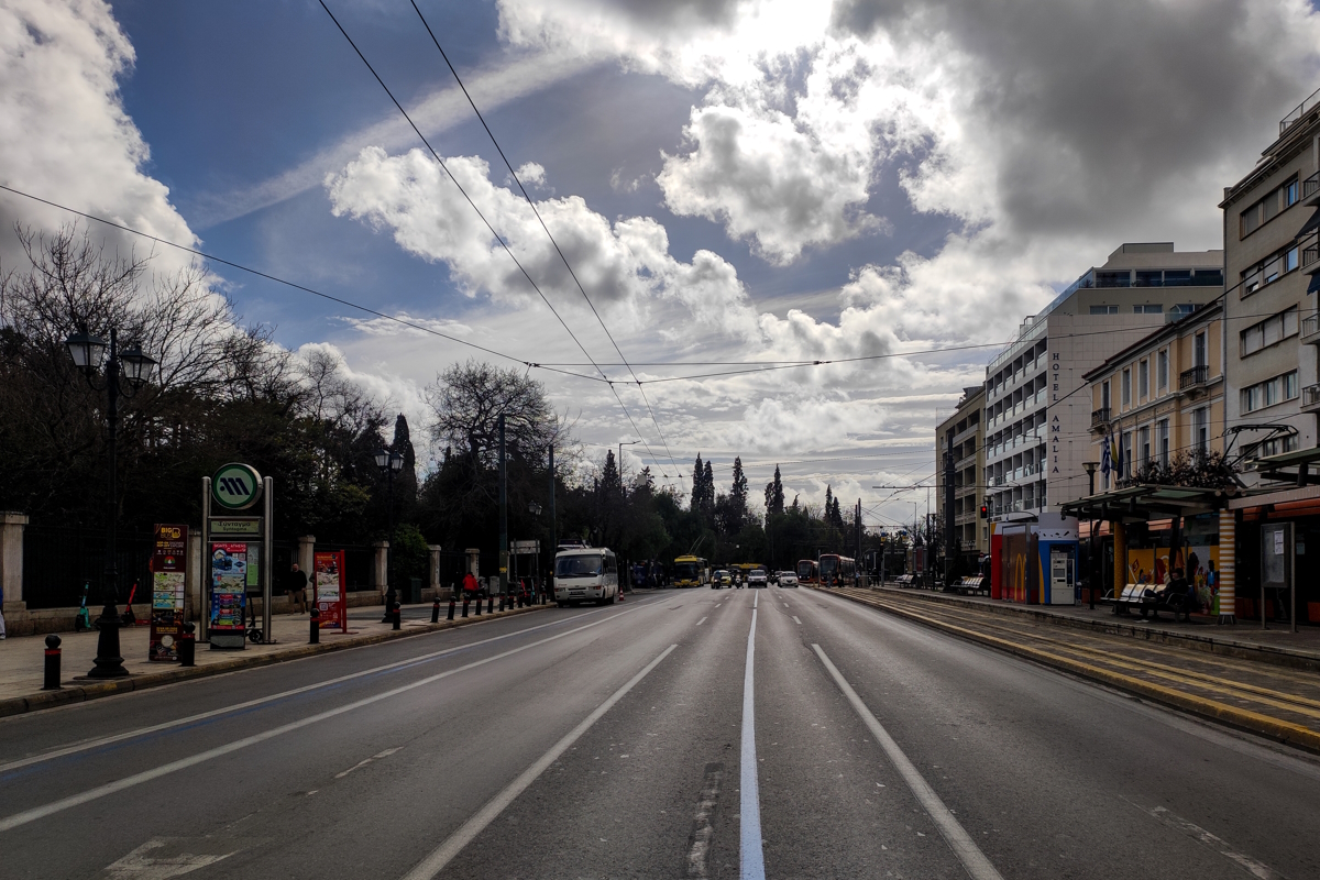 Καιρός αύριο: Στους 34 βαθμούς η θερμοκρασία – Βροχές και κα