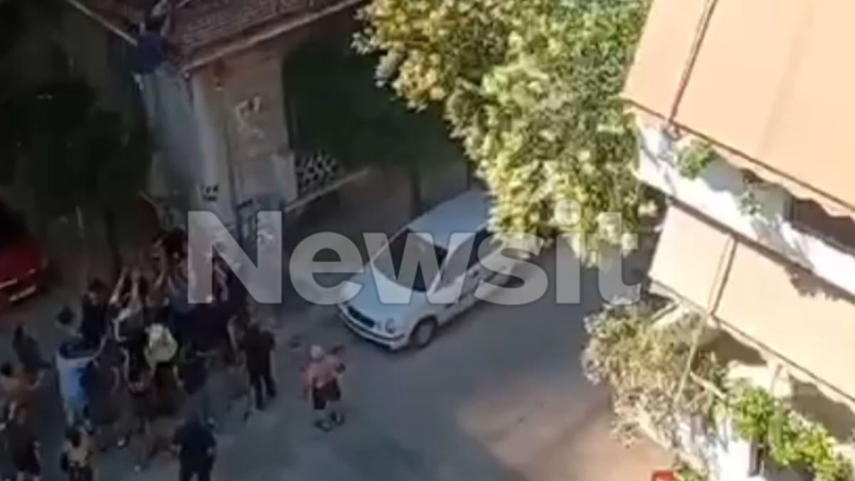 Φωτιά στην Καλλιθέα