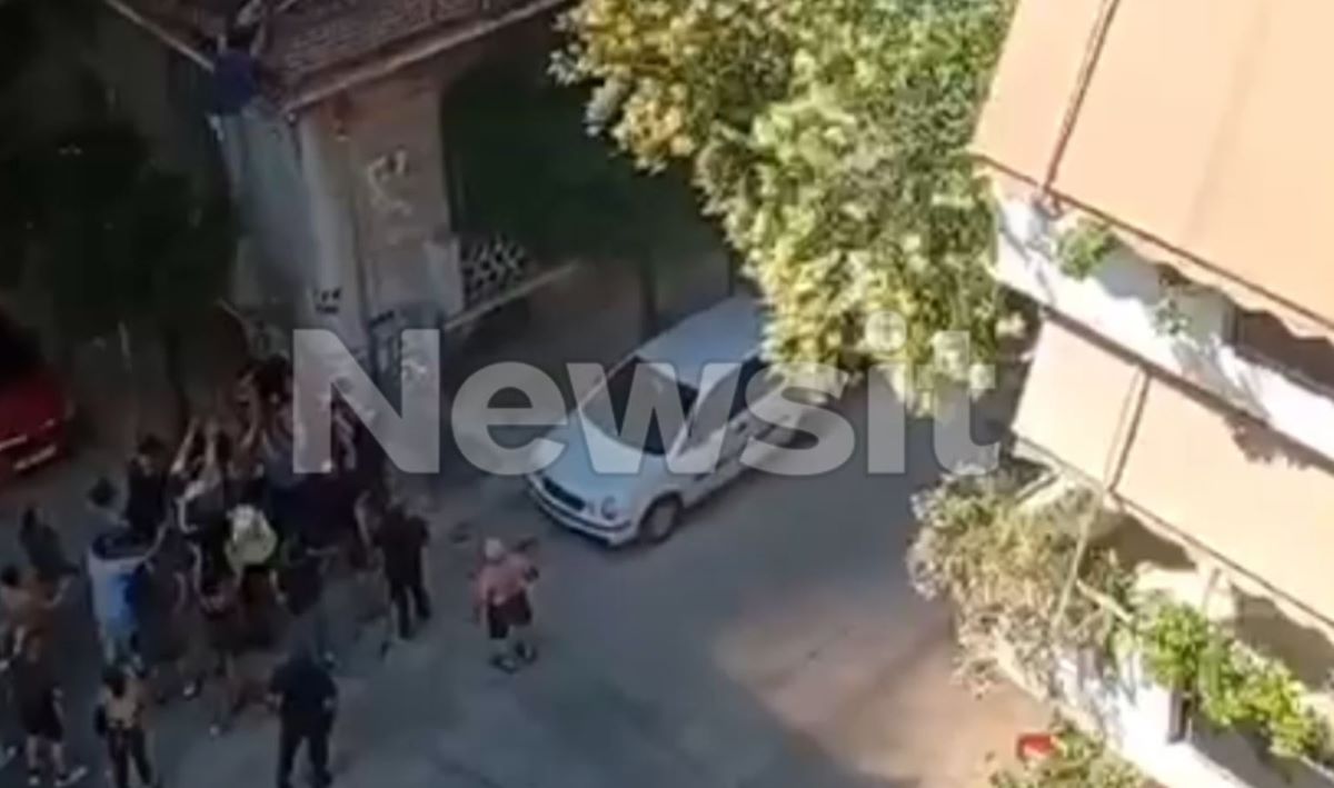 Φωτιά στην Καλλιθέα