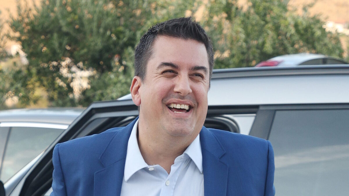 Πάνος Κατσαρίδης