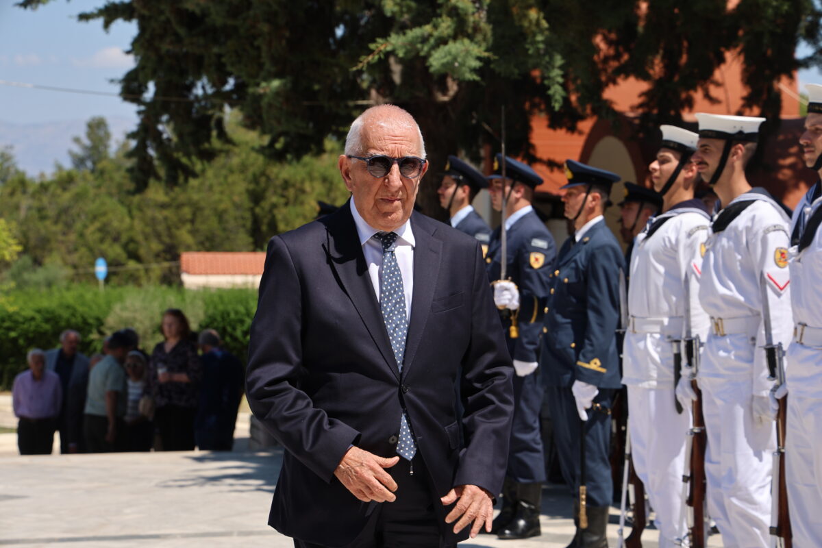 Εξόδιος ακολουθία του Γιώργου Σουφλιά στον Ιερό Ναό Ευαγγελισμού της Θεοτόκου στο κοιμητήριο Παπάγου. Δευτέρα 8 Ιουνίου 2026 (ΓΙΑΝΝΗΣ ΠΑΝΑΓΟΠΟΥΛΟΣ