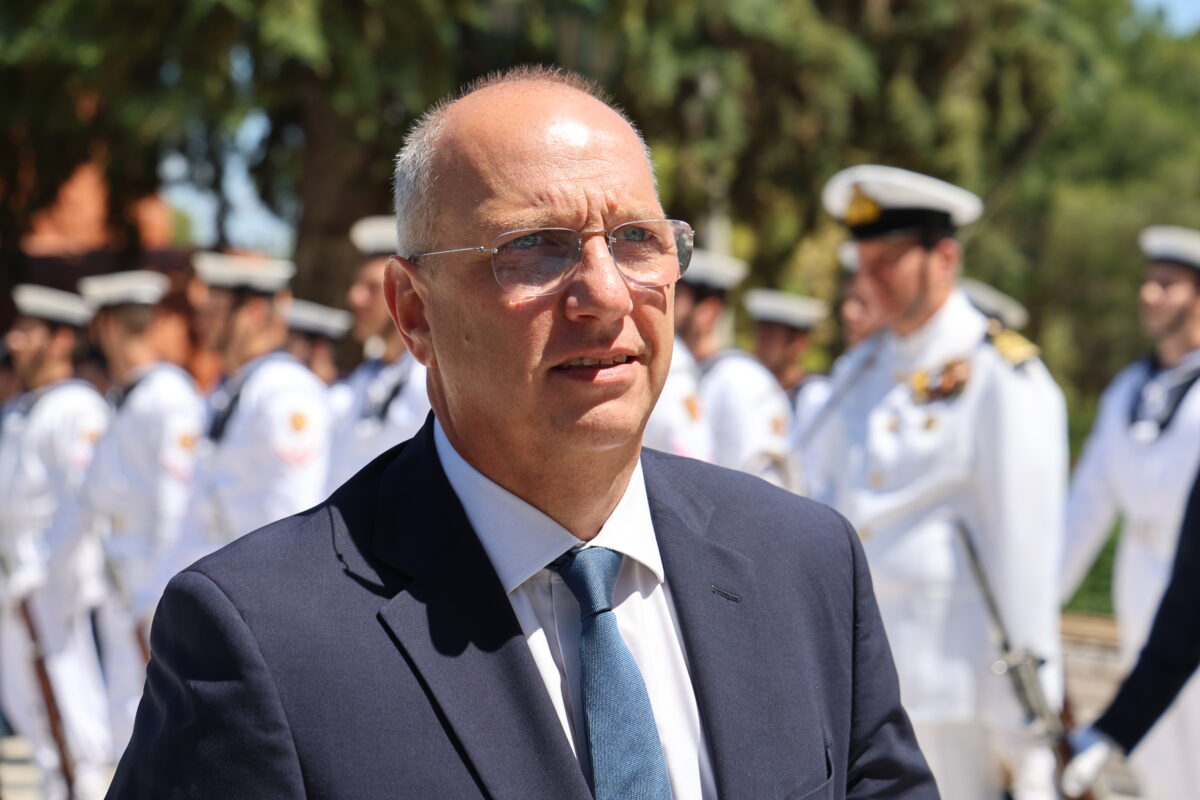 Εξόδιος ακολουθία του Γιώργου Σουφλιά στον Ιερό Ναό Ευαγγελισμού της Θεοτόκου στο κοιμητήριο Παπάγου. Δευτέρα 8 Ιουνίου 2026 (ΓΙΑΝΝΗΣ ΠΑΝΑΓΟΠΟΥΛΟΣ