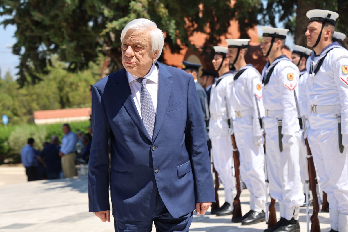 Εξόδιος ακολουθία του Γιώργου Σουφλιά στον Ιερό Ναό Ευαγγελισμού της Θεοτόκου στο κοιμητήριο Παπάγου. Δευτέρα 8 Ιουνίου 2026 (ΓΙΑΝΝΗΣ ΠΑΝΑΓΟΠΟΥΛΟΣ