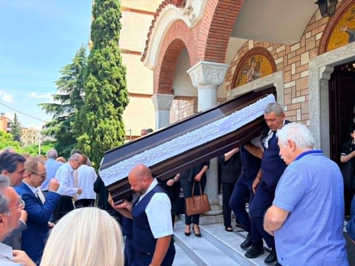 Η κηδεία του δημοσιογράφου Λευτέρη Κογκαλίδη