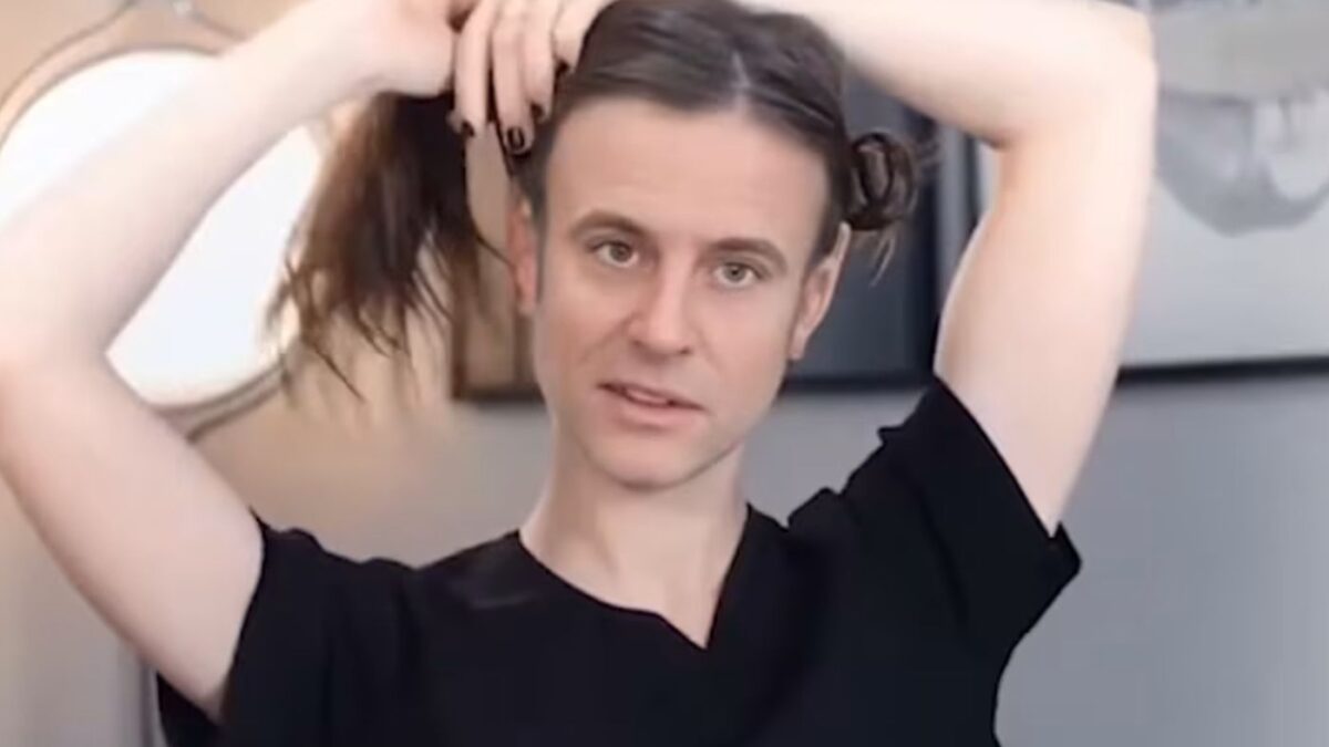 Φωτογραφία του Μακρόν με AI