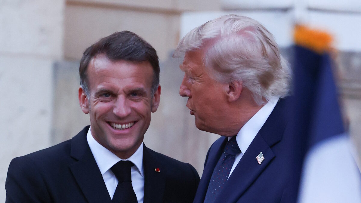Οι Πρόεδροι Γαλλίας και ΗΠΑ, Emmanuel Macron και Donald Trump στο Παλάτι των Βερσαλλιών