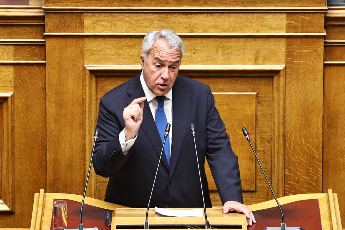 Βορίδης: Ο Τσίπρας συγκροτεί κόμμα χωρίς συνιστώσες, ο ΣΥΡΙΖ