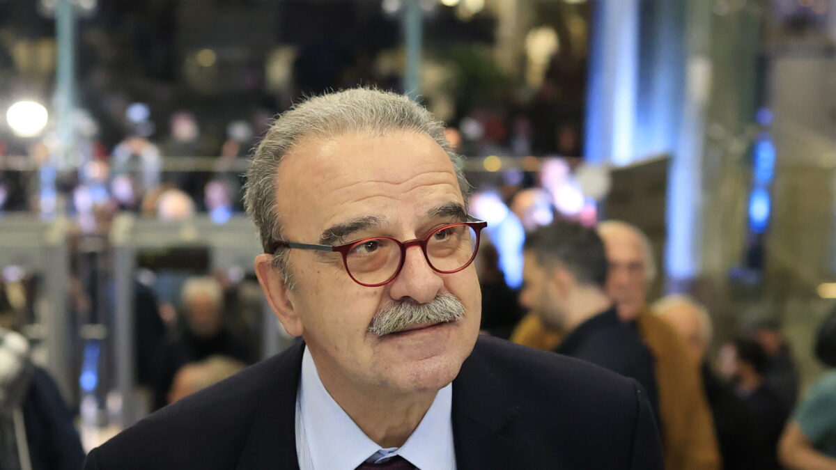 Γιάννης Μαντζουράνης