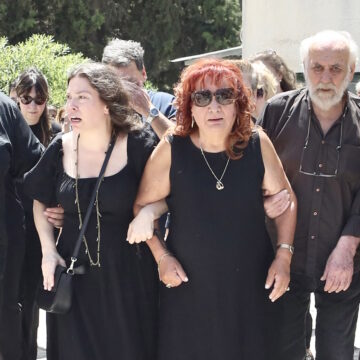 Μαίρη Ραζή και Κοραλία Τσόγκα