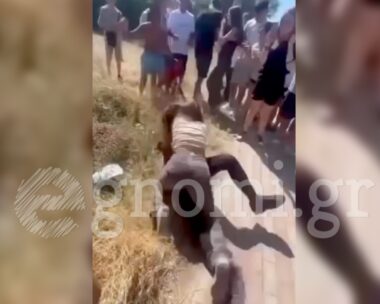 Εύβοια: Άγρια συμπλοκή μεταξύ μαθητριών έξω από σχολείο – Ζητωκραύγαζαν και τραβούσαν βίντεο οι συμμαθητές τους