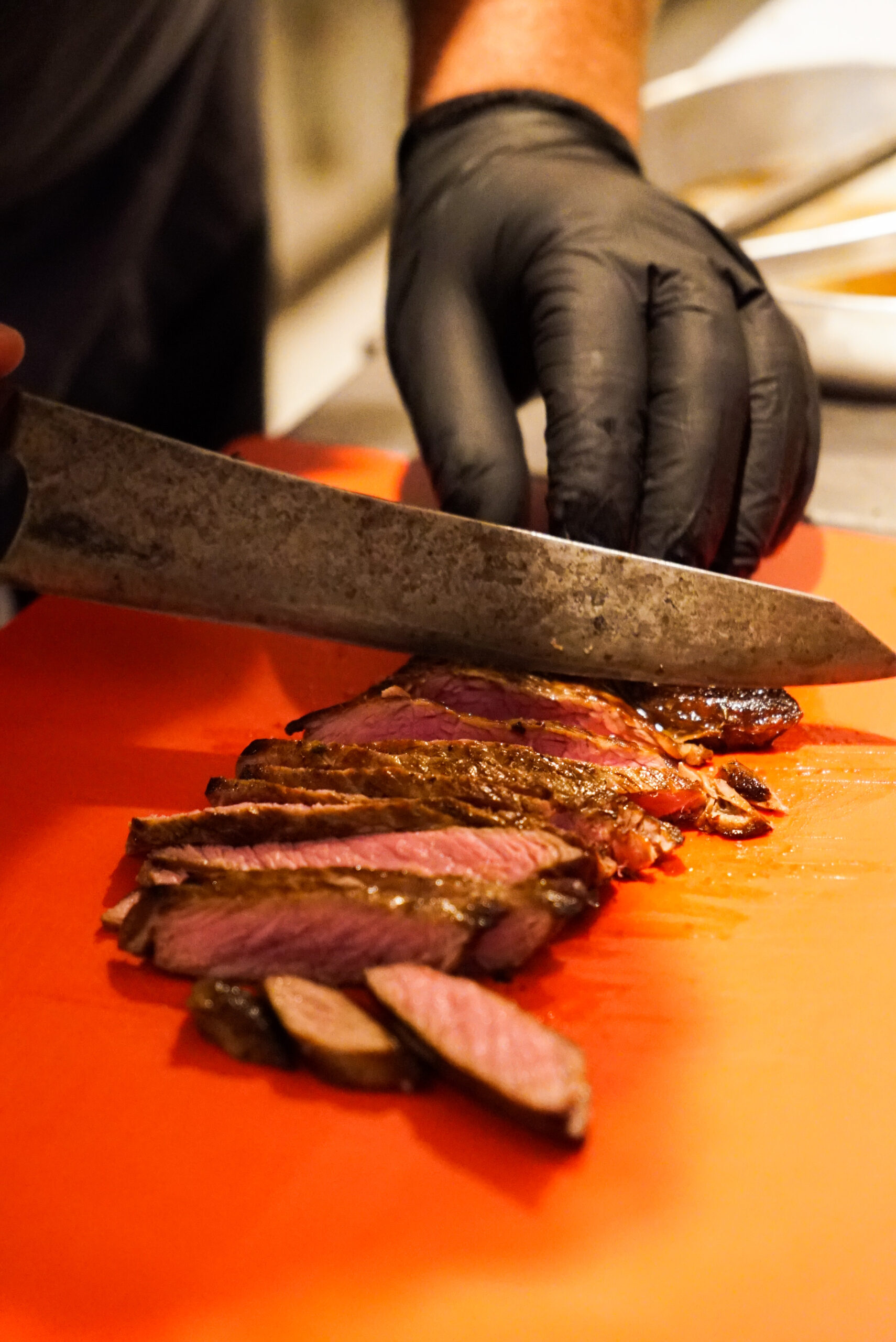 Wagyu, Black Angus, Simmental και Limousin είναι οι premium κοπές που θα βρεις εδώ.