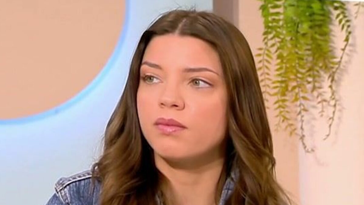 Η Μαρίλια Μητρούση κατά τη διάρκεια της συνέντευξης