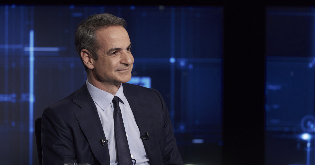 Κυριάκος Μητσοτάκης: Τα «καρφιά» προς Σαμαρά και Καραμανλή, το timing της συνέντευξης και το ξεκάθαρο «όχι» σε παραίτηση