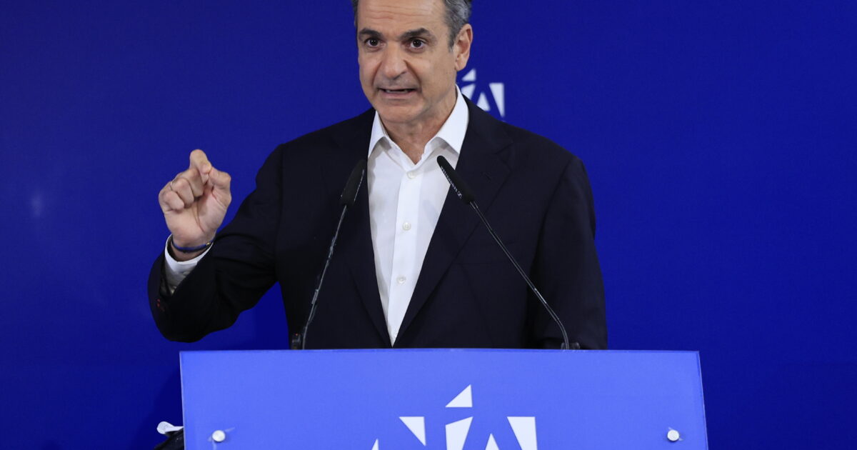 Μητσοτάκης κατά Σαμαρά: Όσοι από τον καναπέ αμφισβητούν τον πατριωτισμό της ευθύνης, πνίγονται μόνοι τους στα ήρεμα νερά