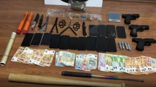Σύλληψη μελών εγκληματικών οργανώσεων για διακίνηση ναρκωτικών σε ανήλικους
