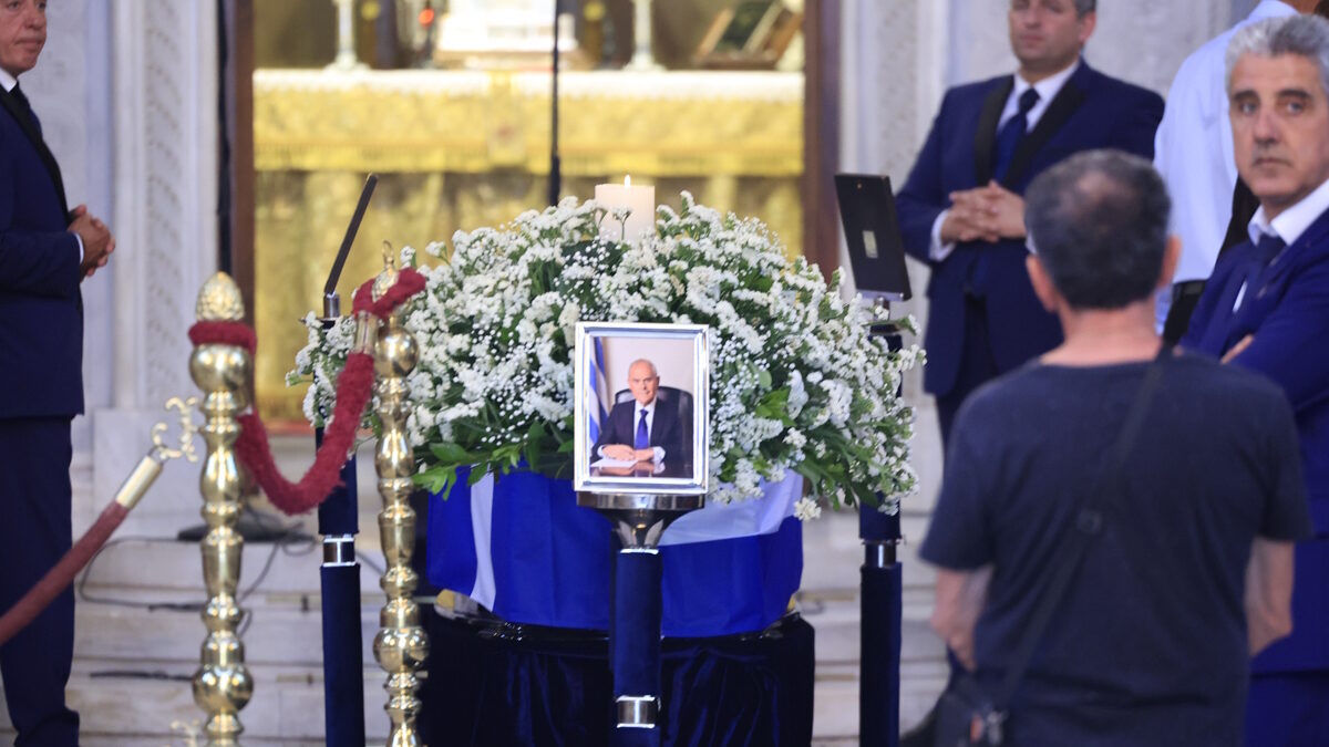 κηδεία νίκος ταγαράς