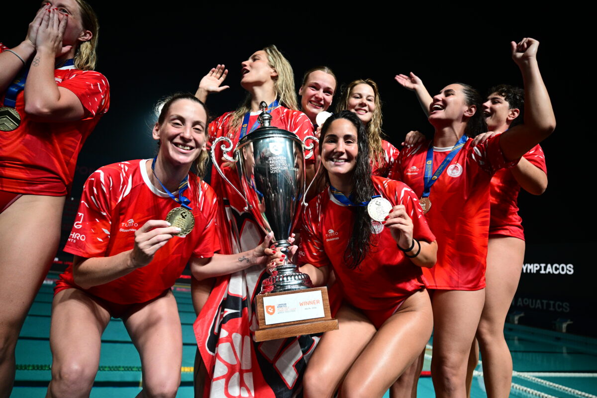 Ολυμπιακός – Φερεντσβάρος 17-14 στα πέναλτι: Πρωταθλήτριες Ευρώπης μετά από τελικό «θρίλερ» οι «ερυθρόλευκες» στο πόλο γυναικών