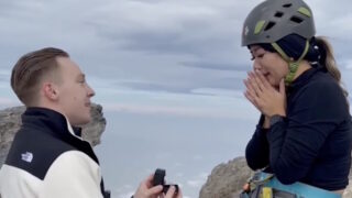 Η πρόταση γάμου στην κορυφή του Ολύμπου