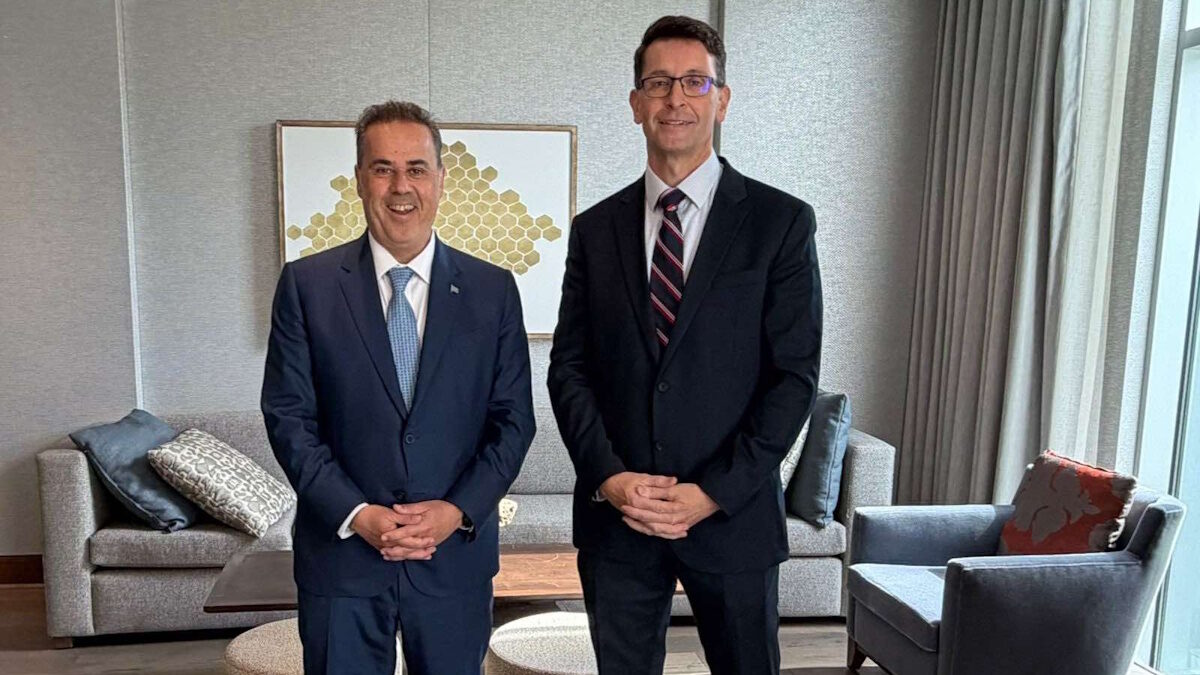 Συναντήσεις Παπασταύρου με Chevron & ExxonMobil στο Χιούστον για τις γεωτρήσεις στα Block 2 και 10