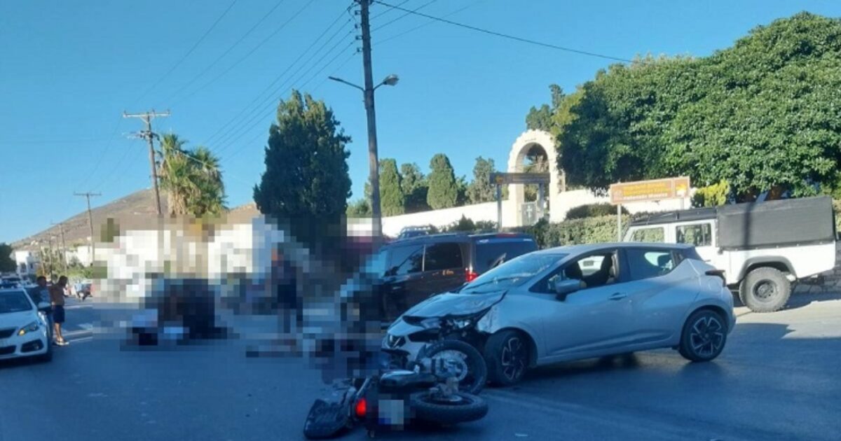 Σοβαρό τροχαίο στην Πάρο: Μηχανή συγκρούστηκε με αυτοκίνητο – Ένας νεκρός και ένας τραυματίας