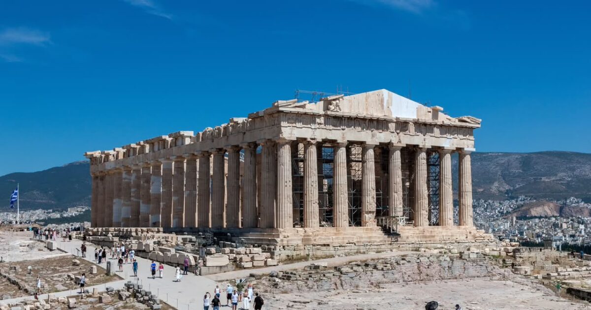Ο Παρθενώνας όπως παλιά: Ολοκληρωμένο το δυτικό αέτωμα για πρώτη φορά μετά από 220 χρόνια – Απομακρύνθηκαν οι σκαλωσιές
