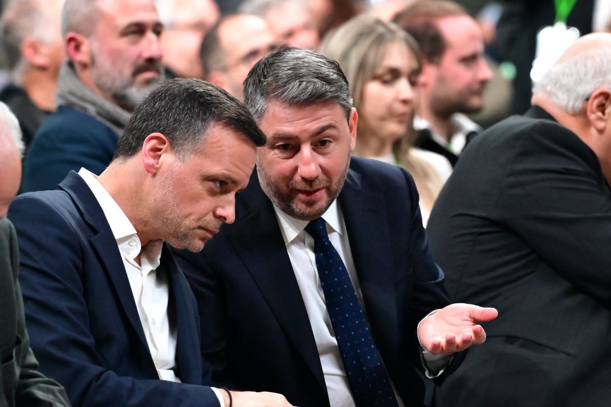 Νέες θύελλες στο ΠΑΣΟΚ μετά τη δήλωση Δούκα για μετεκλογική συνεργασία με την ΕΛΑΣ του Τσίπρα