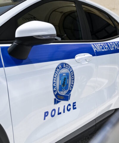 Περιπολικό της ελληνικής αστυνομίας