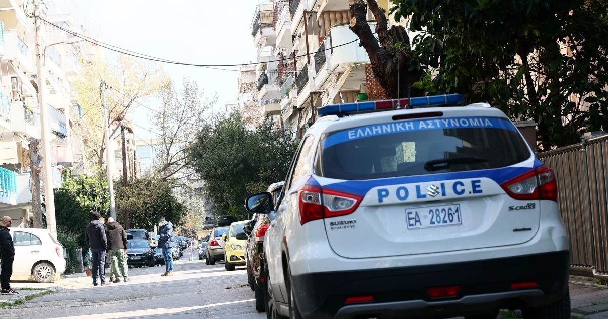 Θεσσαλονίκη: Νεαροί έκλεψαν 4.000 ευρώ από χρηματοκιβώτιο επιχείρησης και συνελήφθησαν μετά από καταδίωξη