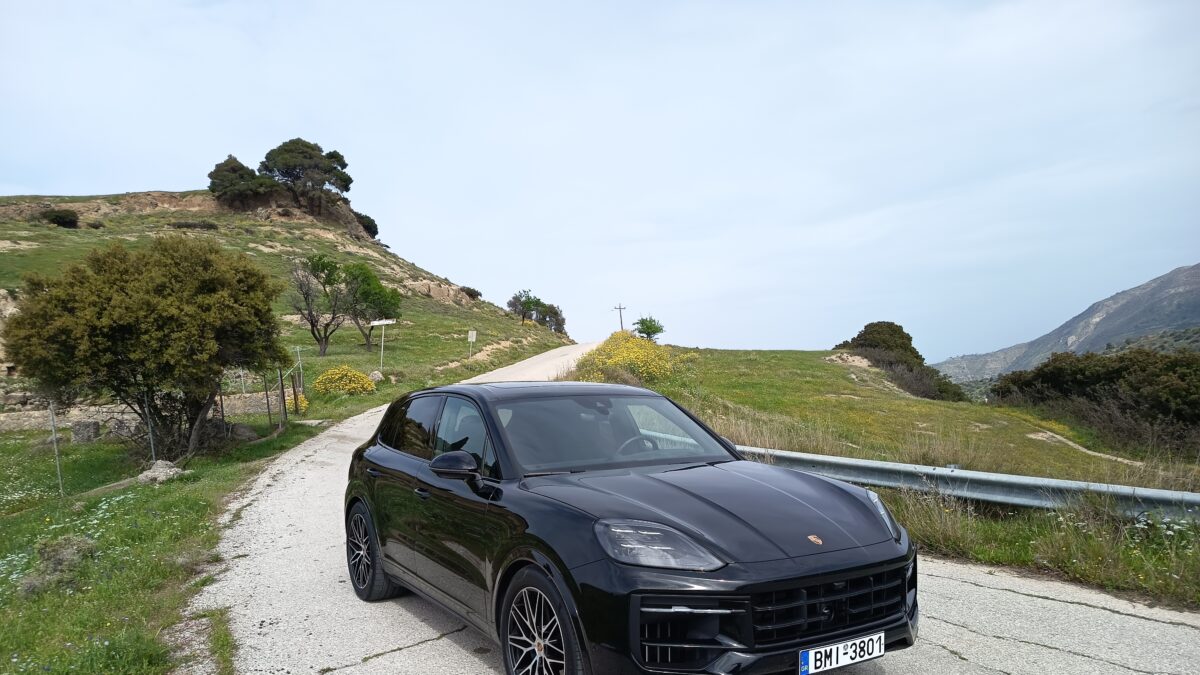 porsche-cayenne-e-hybrid-