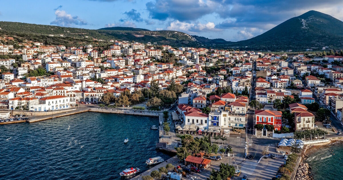 Τουρισμός για όλους 2026: Περισσότεροι δικαιούχοι, μεγαλύτερη διάρκεια – Δημοσιεύτηκε η ΚΥΑ