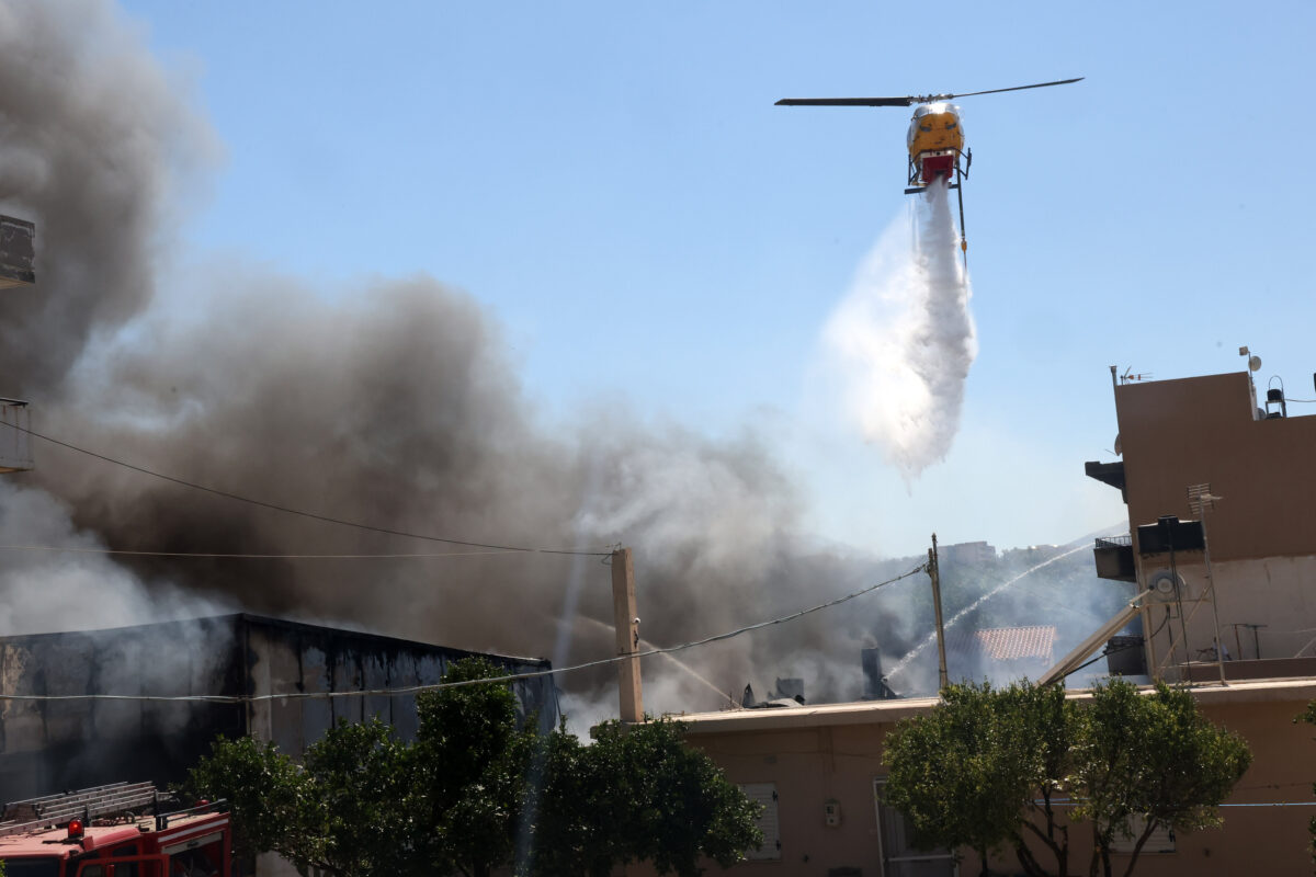 ΦΩΤΙΑ ΣΕ ΑΠΟΘΗΚΕΥΤΙΚΟ ΧΩΡΟ ΞΥΛΕΙΑΣ ΣΤΟ ΗΡΑΚΛΕΙΟ ΚΡΗΤΗΣ (EUROKINISSI/ΡΑΠΑΝΗΣ ΣΤΕΦΑΝΟΣ )