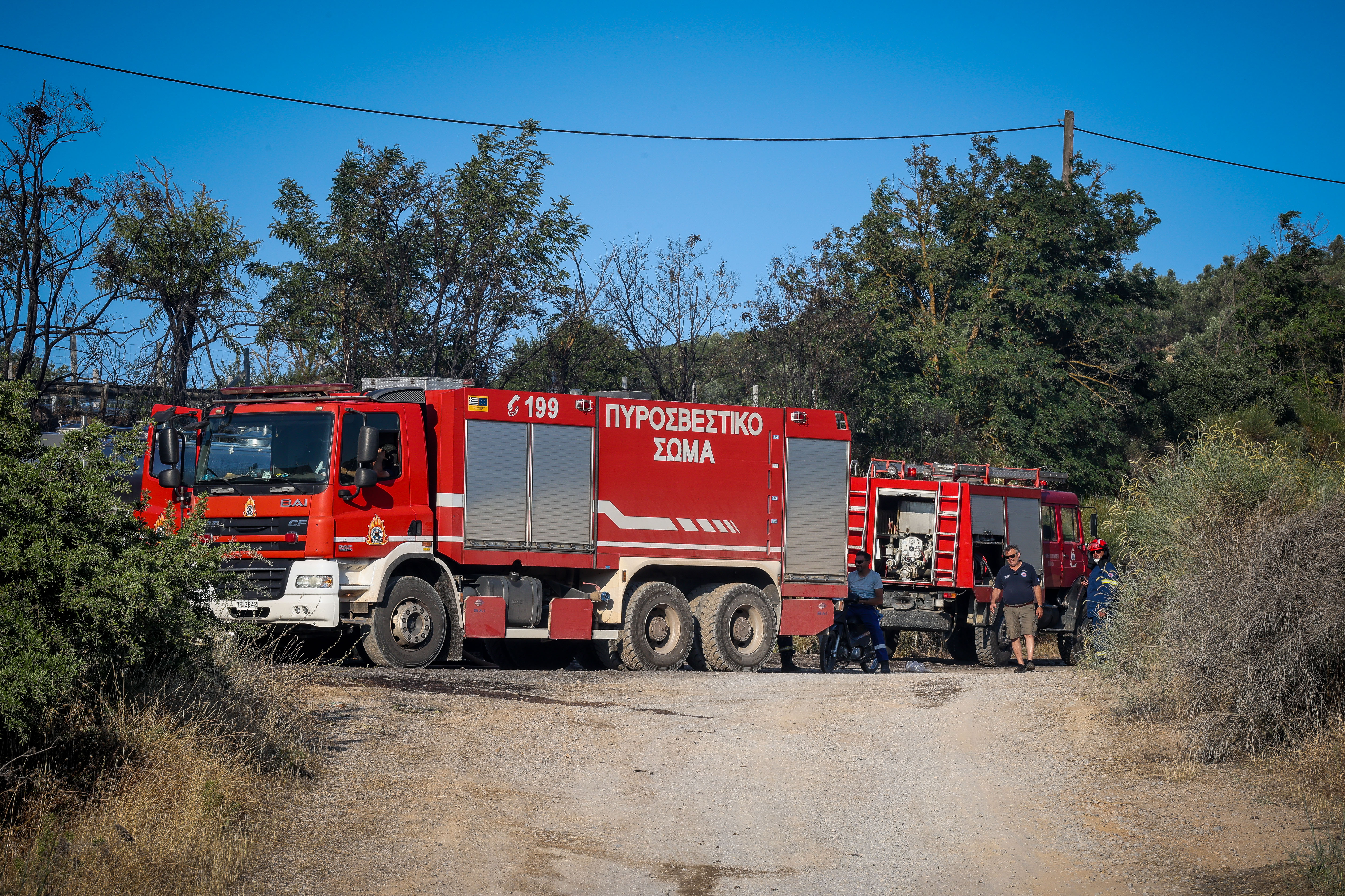 Φωτιά στη Σάμο στην περιοχή Μαραθόκαμπου: Επιχειρούν και εναέρια μέσα
