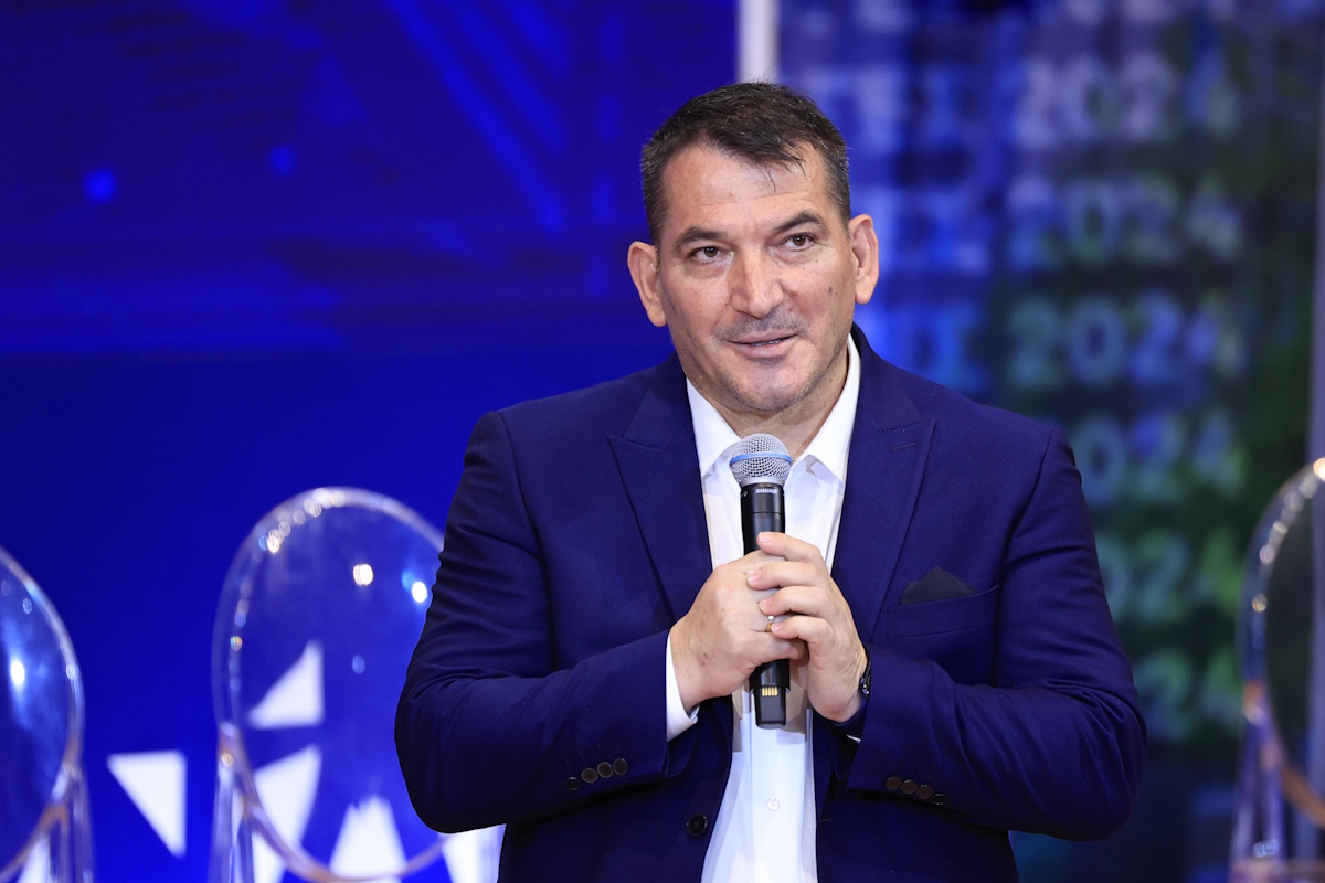 O Πύρρος Δήμας έγινε Παγκόσμιος Πρεσβευτής της άρσης βαρών