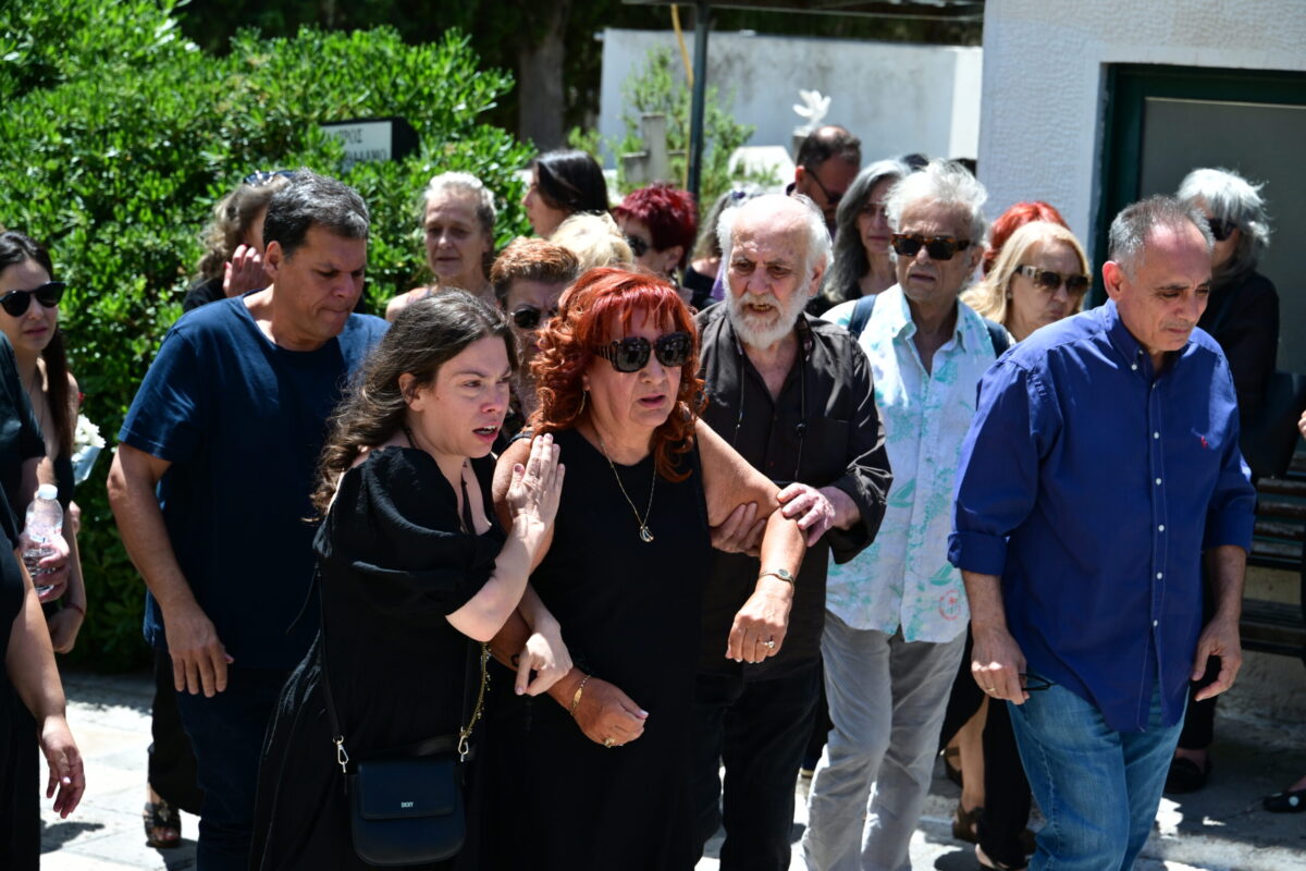 Κηδεία του ηθοποιού Σωτήρη Τσόγκα. Σάββατο 20 Ιουνίου 2026 (ΤΑΤΙΑΝΑ ΜΠΟΛΑΡΗ
