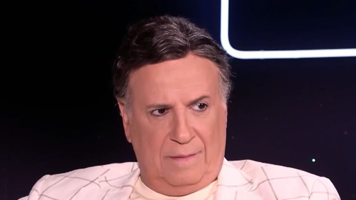 Ο Χάρης Ρώμας κατά τη διάρκεια της συνέντευξης