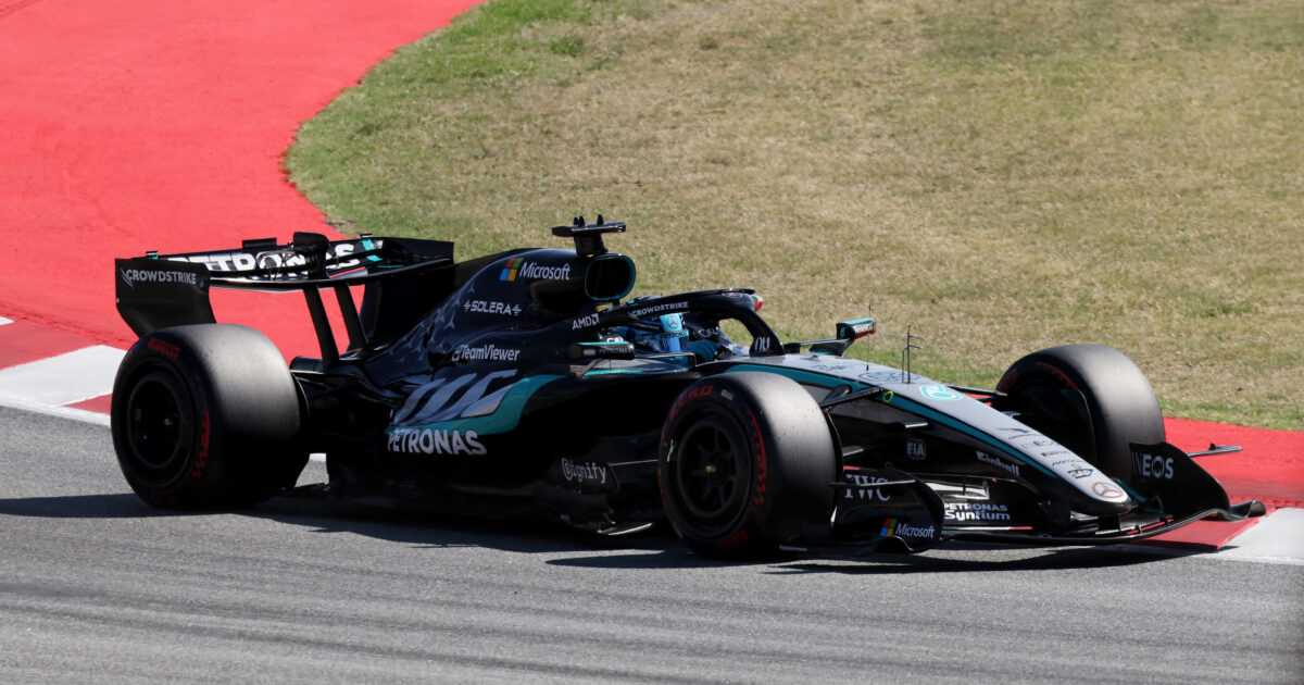 Pole position για τον Russell στο Grand Prix της Formula 1 στη Βαρκελώνη – Χτύπησε τη Ferrari ο Leclerc