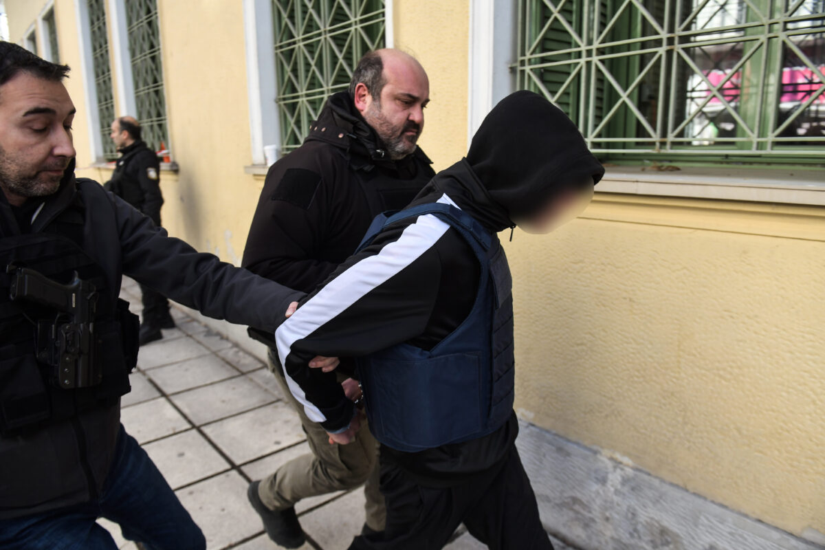 Απολογία στον Ανακριτή του 16χρονου που κατηγορείται για θάνατο του 17χρονου μετά από ξυλοδαρμό στις Σέρρες, Παρασκευή 9 Ιανουαρίου 2026. Σε βάρος του 16χρονου η εισαγγελέας άσκησε ποινική δίωξη για ανθρωποκτονία με δόλο, σε ήρεμη ψυχική κατάσταση. (EUROKINISSI)