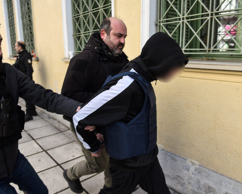 Απολογία στον Ανακριτή του 16χρονου που κατηγορείται για θάνατο του 17χρονου μετά από ξυλοδαρμό στις Σέρρες, Παρασκευή 9 Ιανουαρίου 2026. Σε βάρος του 16χρονου η εισαγγελέας άσκησε ποινική δίωξη για ανθρωποκτονία με δόλο, σε ήρεμη ψυχική κατάσταση. (EUROKINISSI)