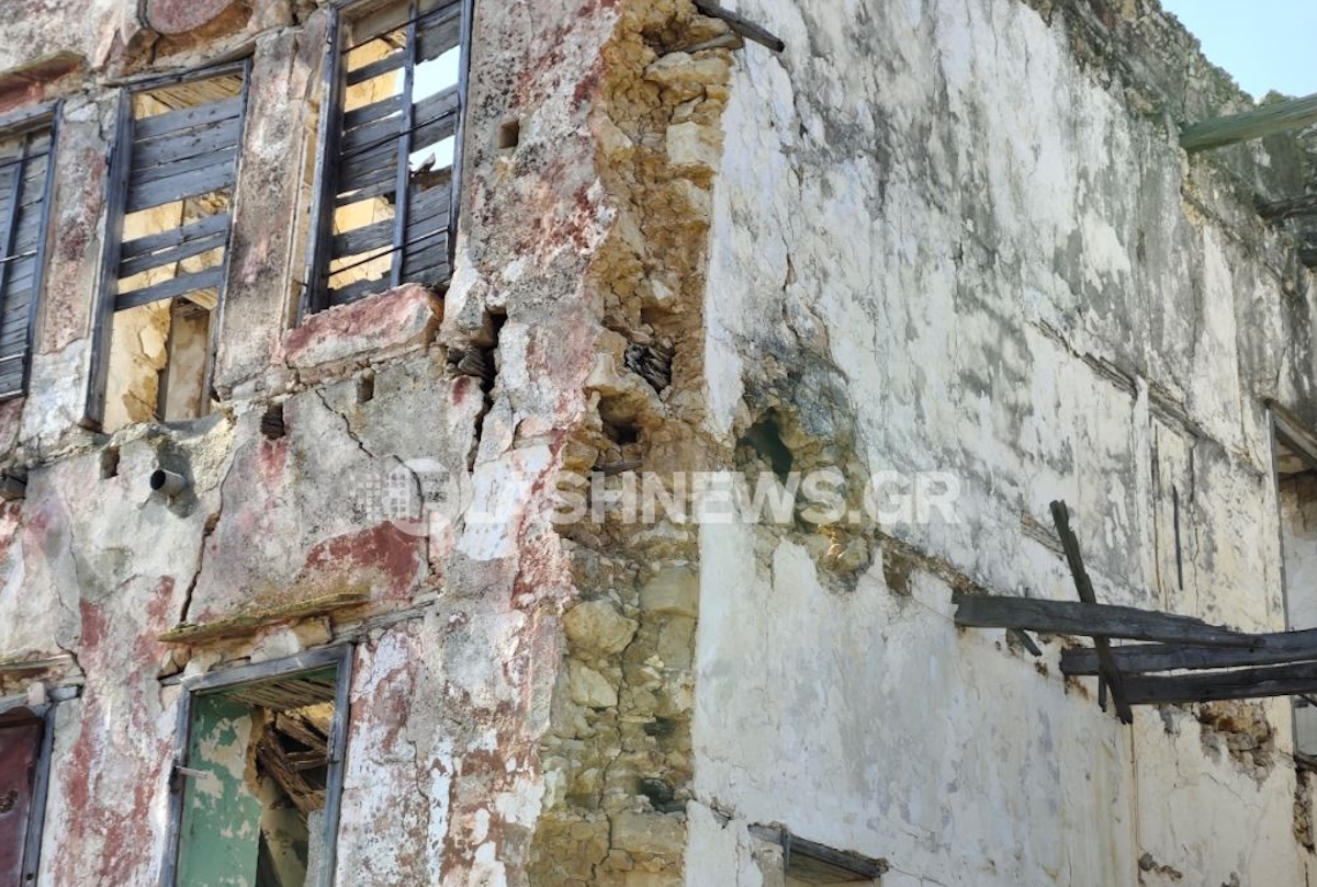 Χανιά: Καταρρέει το «κόκκινο σπίτι» της μαντάμ Ορτ