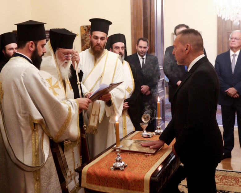 Τελετή ορκωμοσίας του Διοικητή της Τράπεζας της Ελλάδος Γιάννη Στουρνάρα (XΡΗΣΤΟΣ ΜΠΟΝΗΣ