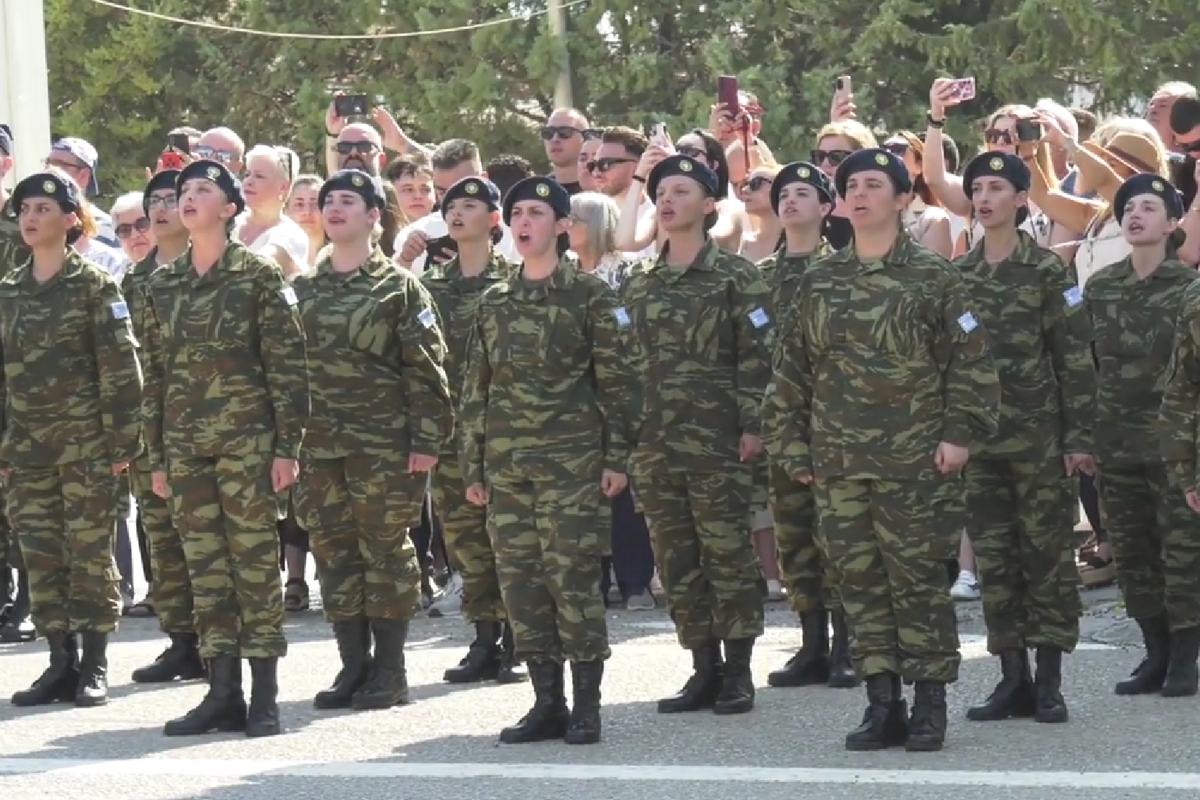 γυναίκες στρατός