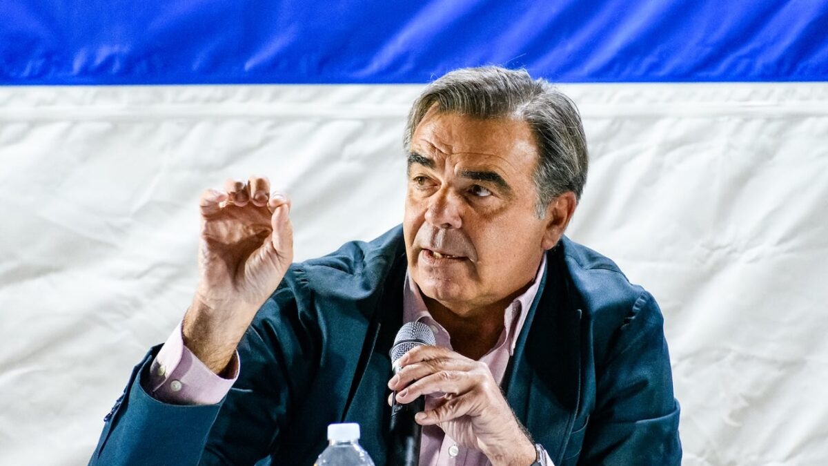 Δέσμευση Σχοινά για πάνω από 20 δισ. ευρώ προς τους Έλληνες αγρότες την επόμενη εξαετία